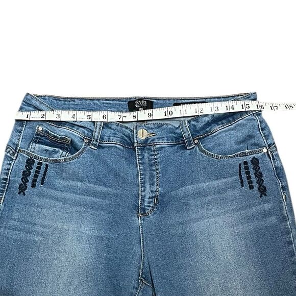 Jones New York Signature Women’s Madison Slim Ankle Denim Jeans, Size 12 - Picture 6 of 9